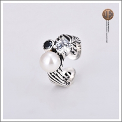MESR-00002 Oxidized Striped Pearl 925 Sterling Sivler Ring